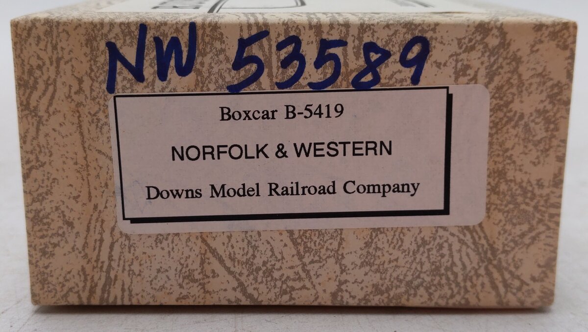 Downs Model RR B-5419 S Gauge Norfolk & Western Boxcar #53589 EX/Box