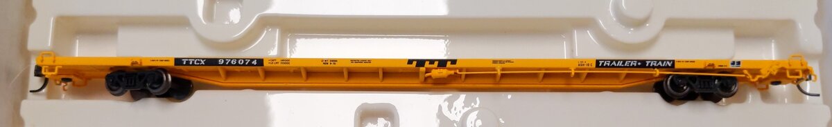 Atlas 50001744 N 89' Intermodal Flatcar w/Container Pedestals #976074
