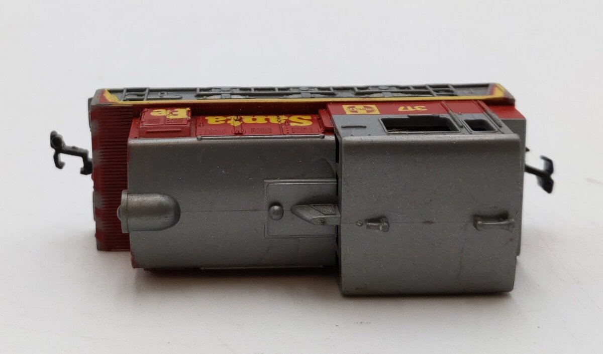 Aurora N Scale Santa Fe Plymouth WDT Locomotive #317 LN