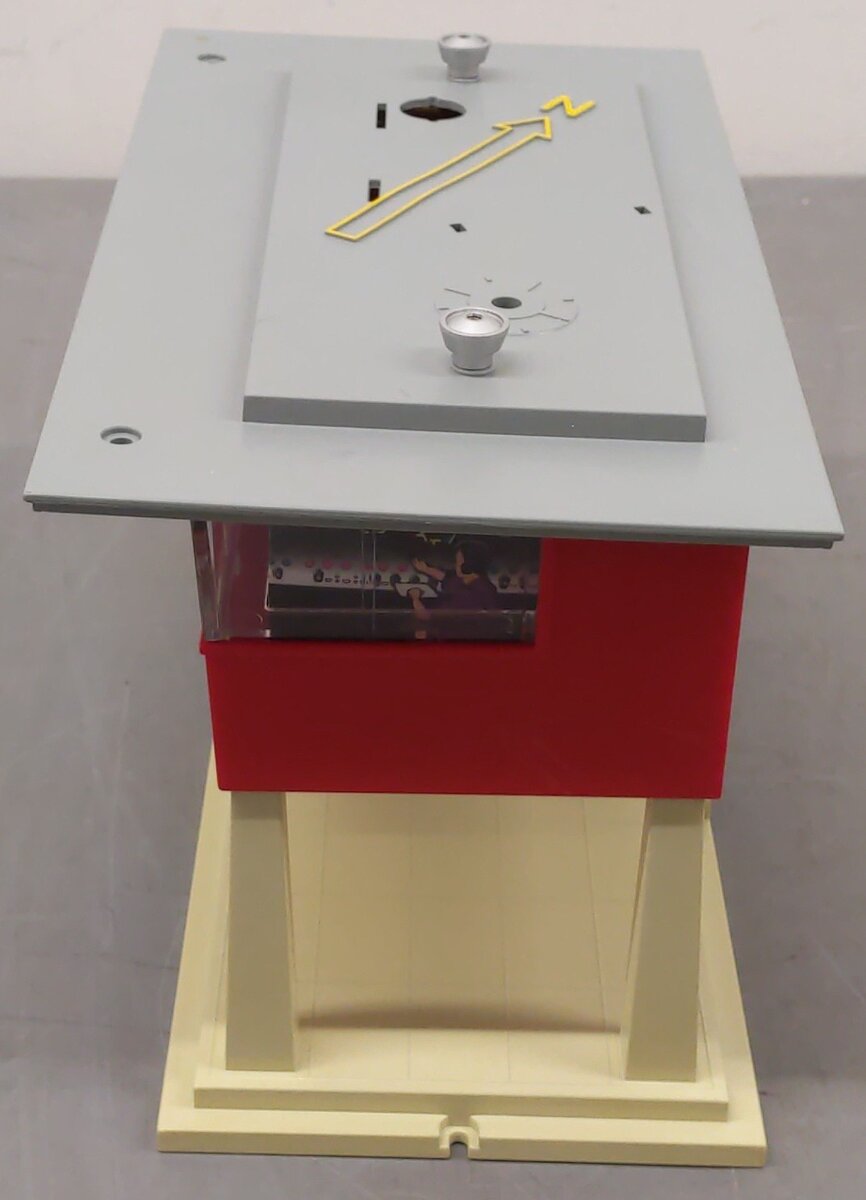 Lionel 6-14084 419R Operating Lionel Heliport EX/Box