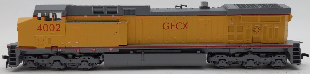 Athearn 4392 HO Scale GECX AC4400 Dummy Diesel Locomotive #4002 EX/Box