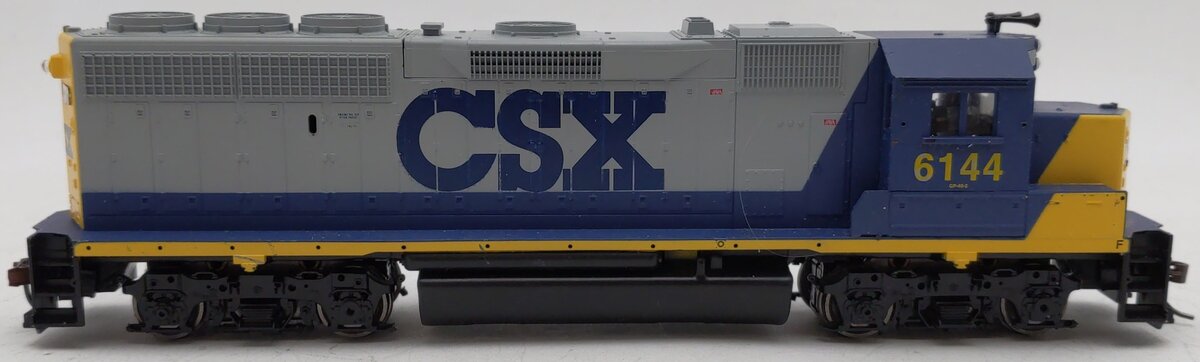 Athearn 4710 HO CSX GP40-2 Powered Diesel Locomotive #6144 EX/Box