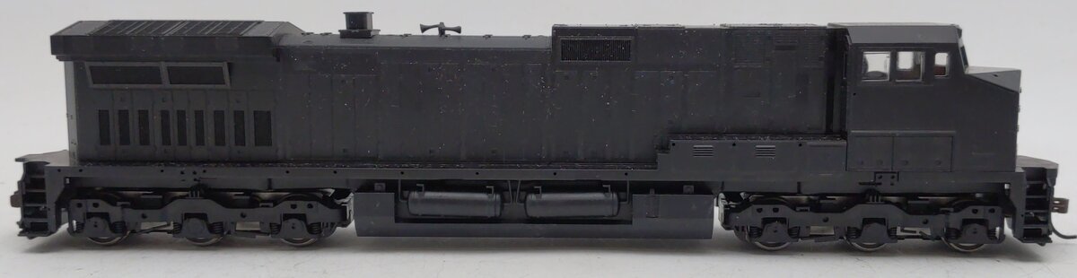 Athearn 4900 HO Undecorated C44-9W Powered Locomotive EX/Box