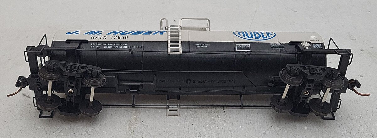 American Models 504 S Gauge J.M. Huber Tank Car (Hi-Rail) #12850 LN/Box