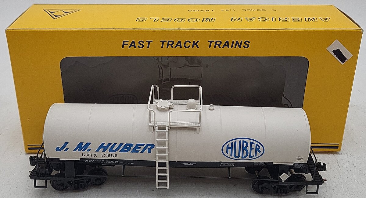 American Models 504 S Gauge J.M. Huber Tank Car (Hi-Rail) #12850 LN/Box