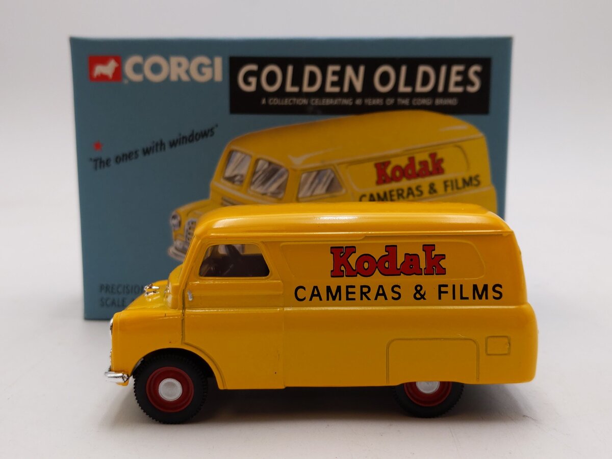 Corgi 05601 Golden Oldies Kodak Cameras Bedford CA Van NIB
