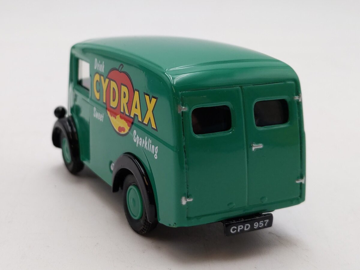 Corgi 06201 1:43 Morris J Cydrax Delivery Van NIB