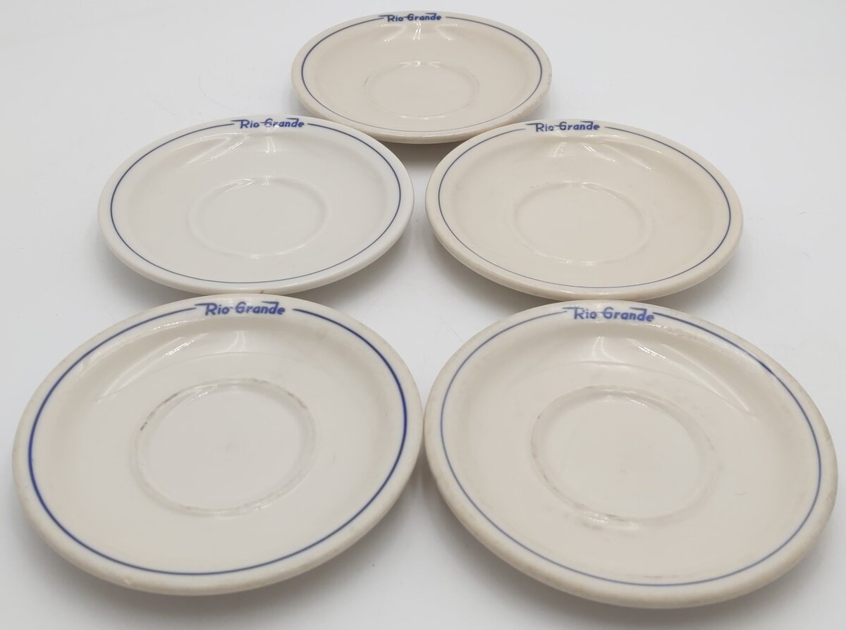 Syracuse China Rio Grande Prospector Pattern 5-3/8" Diameter Saucers (Set of 5) EX