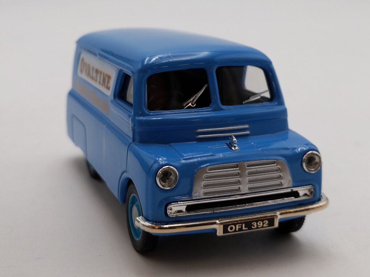 Corgi 05602 1:43 Benford Ca - Ovaltine Delivery Van NIB