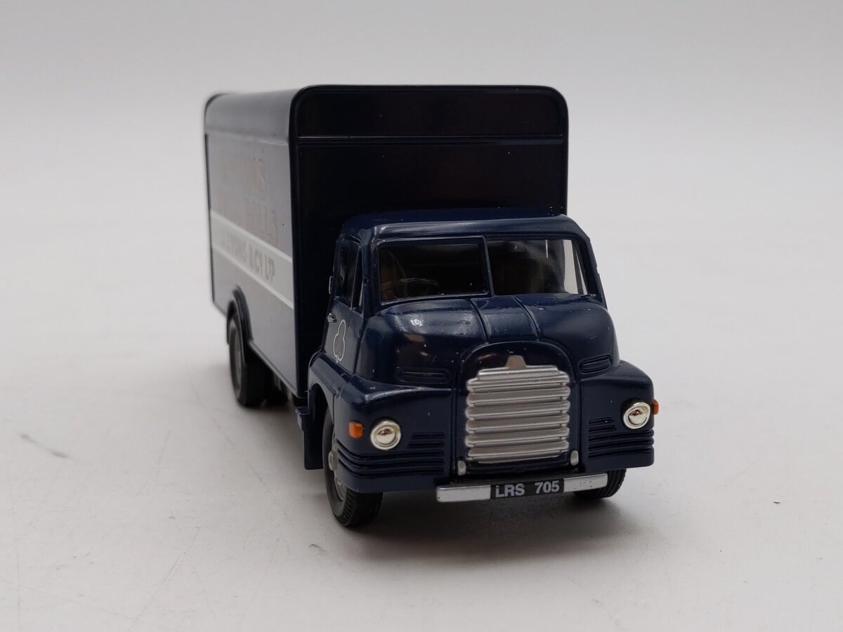 Corgi 19301 1:50 BedFord S Lyons Delivery Truck NIB