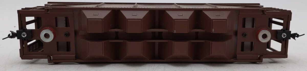 Industrial Rail 4102 O27 Santa Fe 4-Bay Covered Hopper/Box