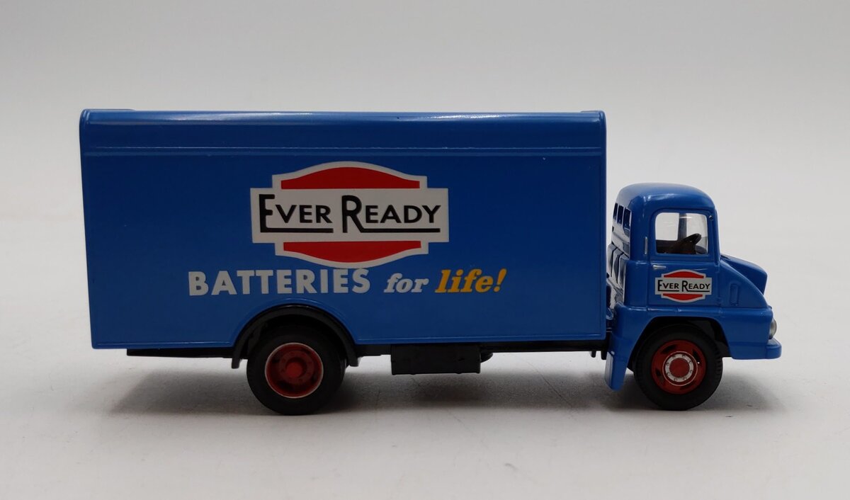 Corgi 30302 1:50 Ever Ready Delivery Truck NIB
