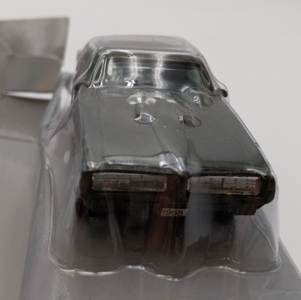 Ertl 2589 1:43 Die Cast Vintage Vehicles Army Green 1968 Pontiac GTO EX/Box