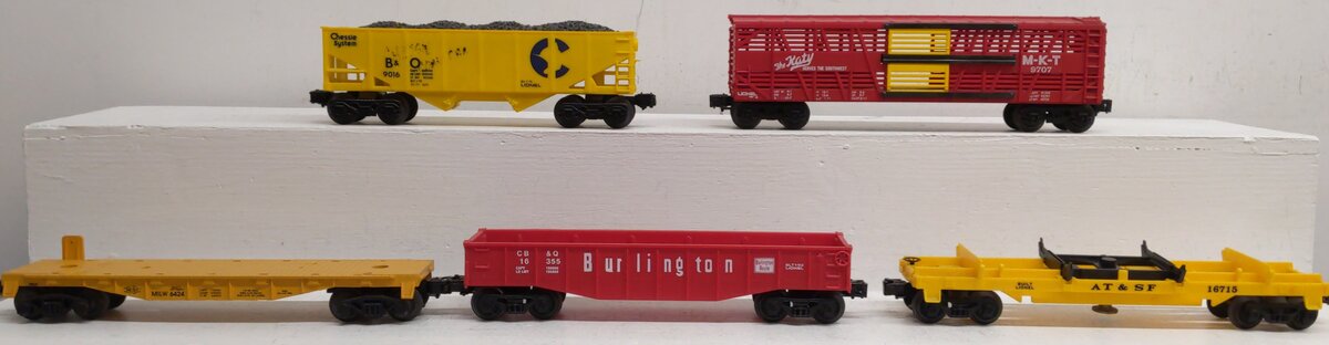 Lionel O Gauge Freight Car Assortment: 16715, 6424, 16355, 9707, 9016 [5] VG
