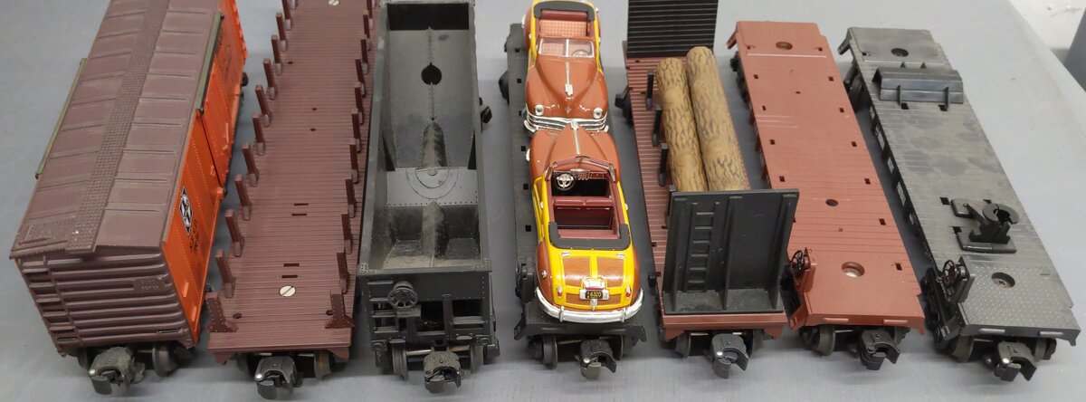 Lionel & K-Line O Gauge Freight Car Assortment: 16389, 6175, 10033, 121350 [7] EX