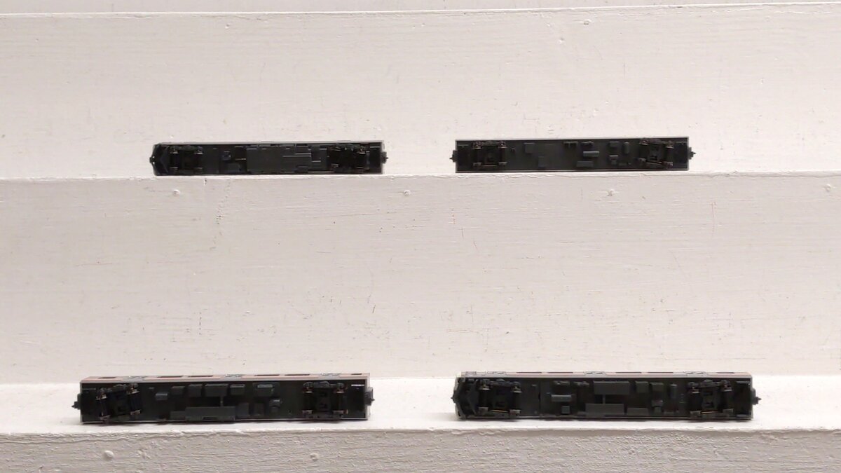 Kato 10-1735 N Scale JR E129 Series 4-Car Diesel Railcar Set LN/Box