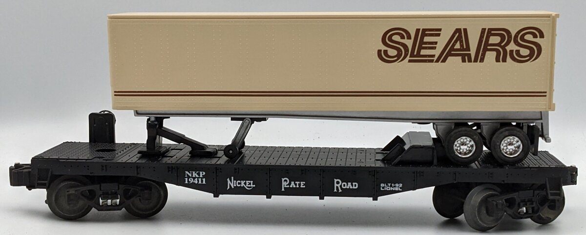 Lionel 6-19411 O Gauge Nickel Plate Road Flatcar w/Sears Trailer EX/Box