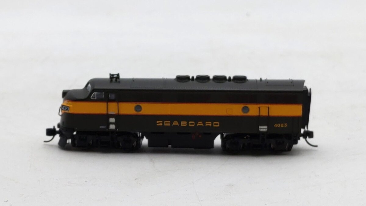 Broadway Limited 9230 N SAL EMD F3A Diesel Locomotive No-Sound/DCC-Ready #4023 LN/Box