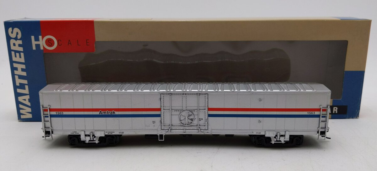 Walthers 932-6021 HO Scale Amtrak Phase III 60' Material Handling Car #1563 LN/Box