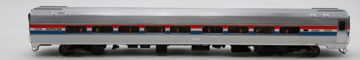 Walthers 920-11220 HO Amtrak 85' Budd Amfleet 59-Seat Coach -Custom/Box