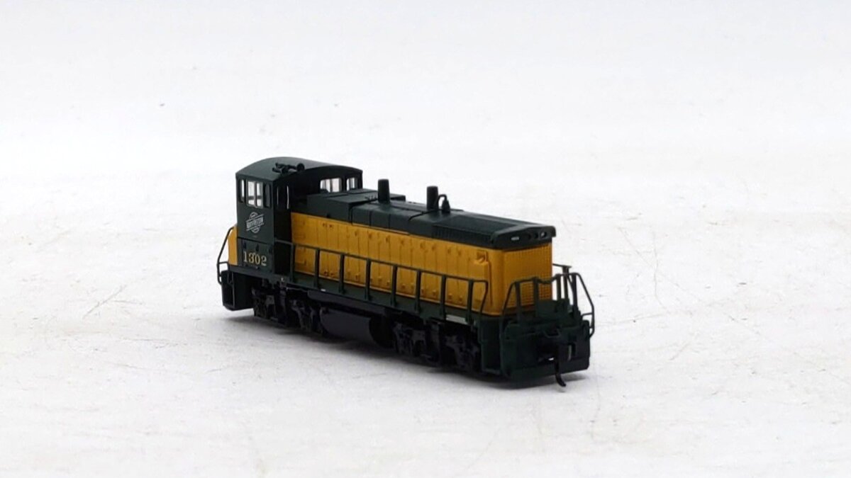 Atlas 52203 N Scale Chicago & North Western MP-15DC Diesel Locomotive #1302 LN/Box