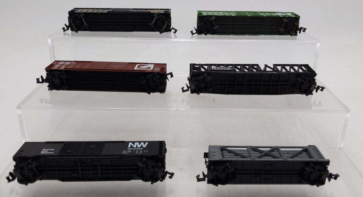 Roundhouse and Others N Scale Assorted Freight Cars [6] EX
