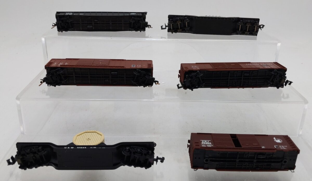 Roundhouse and Others N Scale Assorted Freight Cars [6] VG
