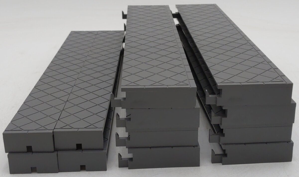 LGB 5034 G Scale Gray Plastic Platform Set LN
