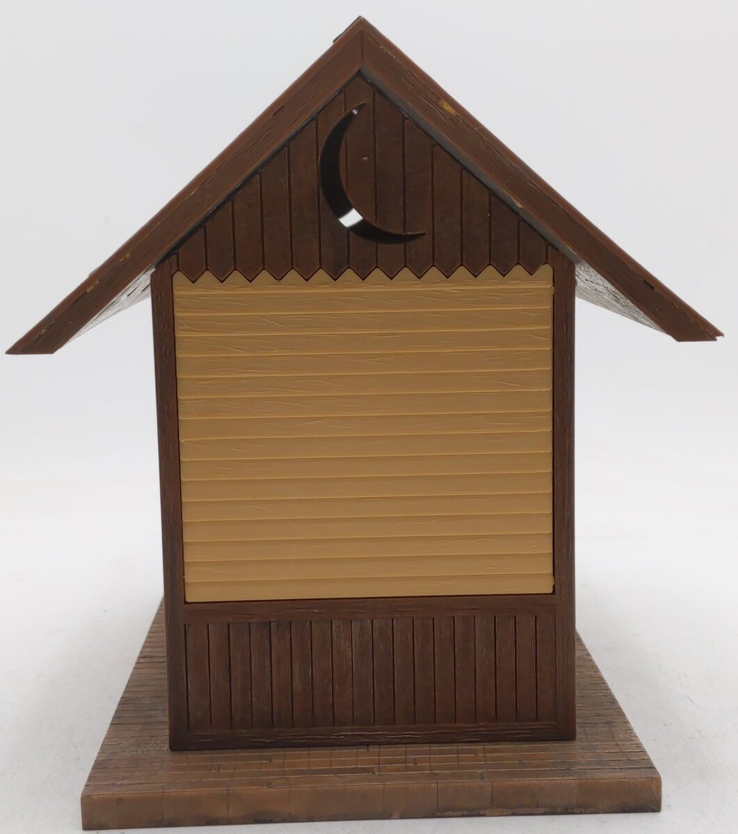 Pola 913 G Scale Silverton Outhouse (Assembled) EX