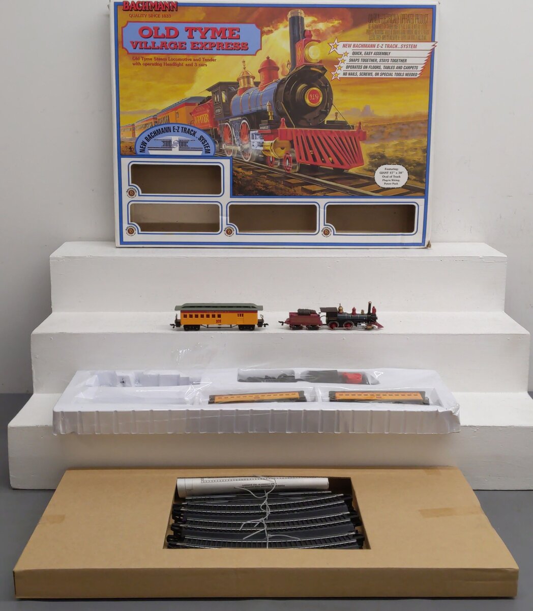 Bachmann 00605 Old Tyme Village Express HO Gauge Steam Train Set VG/Box