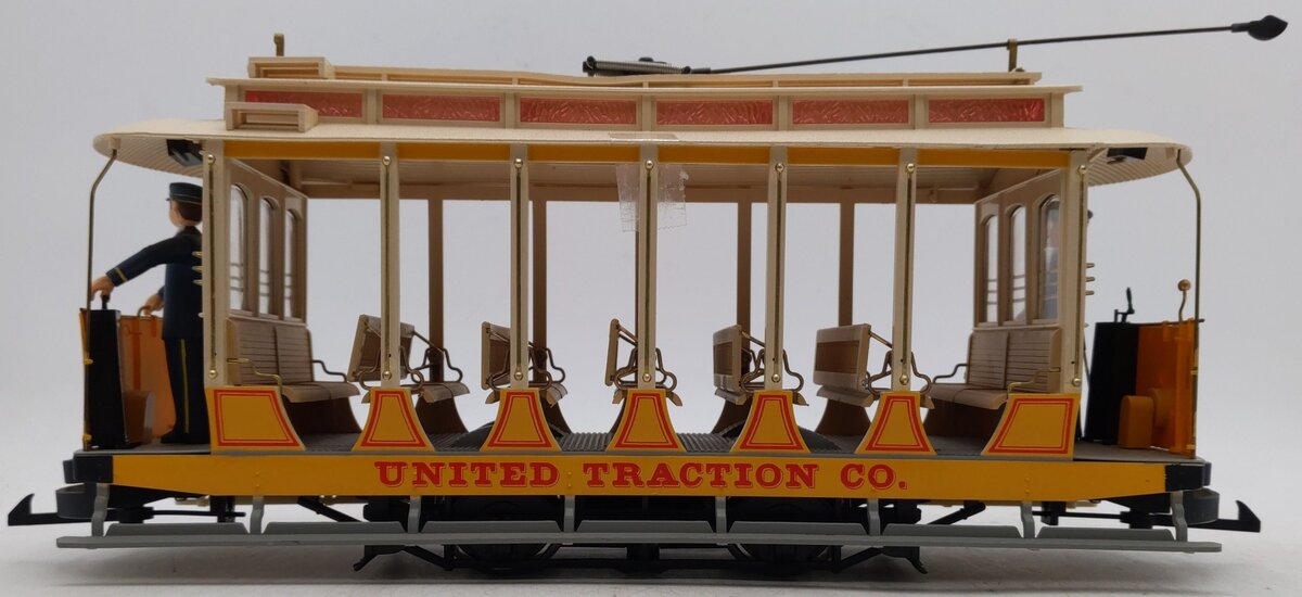 Bachmann 93938 G Scale United Traction Co Motorized Open Street Car EX