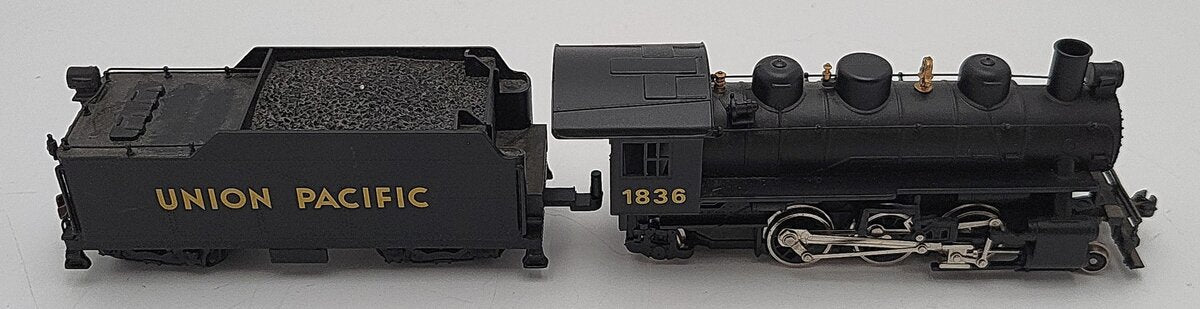 HO Scale Union Pacific Steam Locomotive #1836 EX
