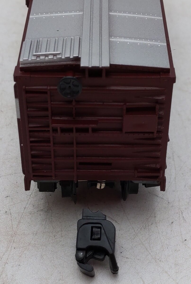 American Flyer 6-48320 S Gauge Nickel Plate Road Boxcar #48320 VG/Box