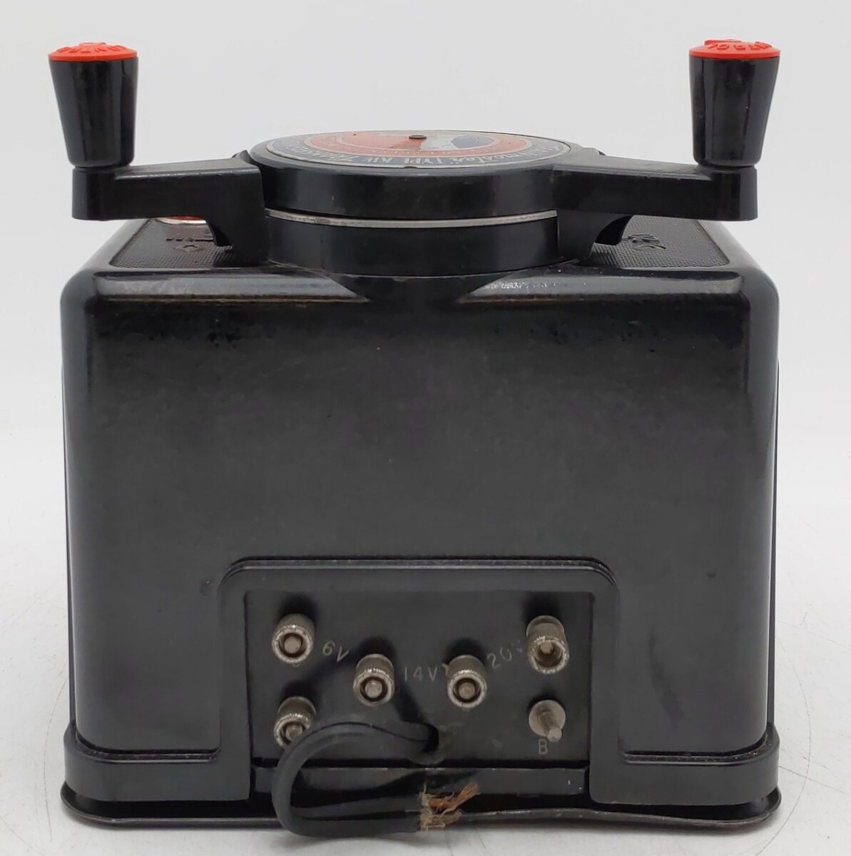 Lionel KW O Vintage Trainmaster 190 Watt 2 Transformer with Whistle VG