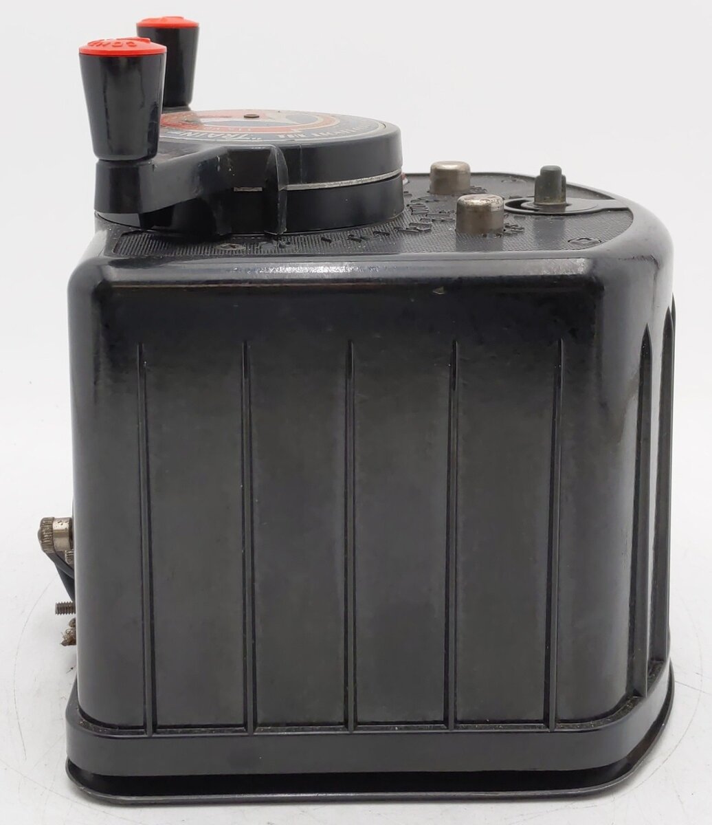 Lionel KW O Vintage Trainmaster 190 Watt 2 Transformer with Whistle VG