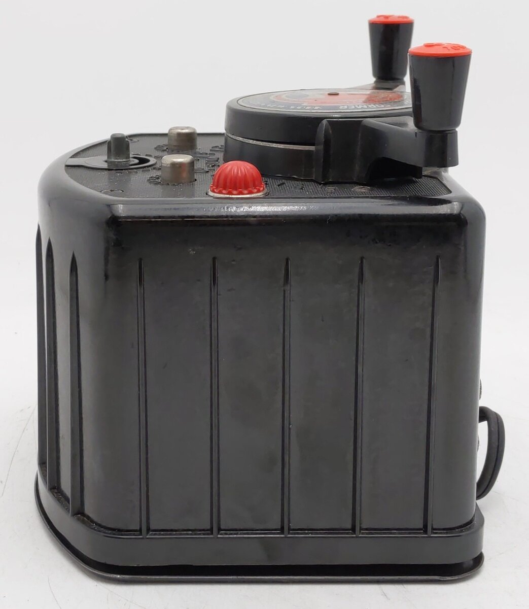 Lionel KW O Vintage Trainmaster 190 Watt 2 Transformer with Whistle VG