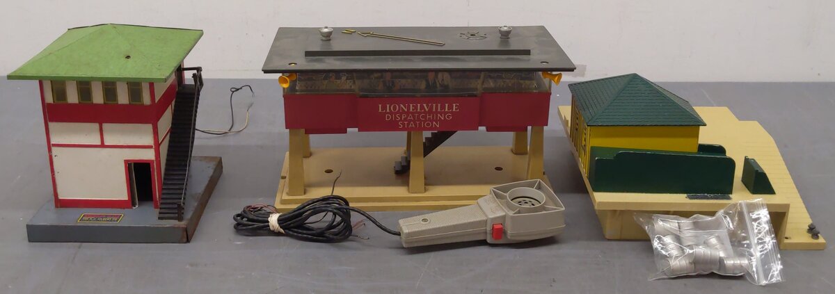 American Flyer/Lionel Vintage S/O Drum Loader, Dispatch Sta, & Signal Tower [3] VG