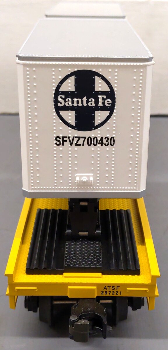 MTH 20-98121 O ATSF Flatcar with Trailers #297220 LN/Box
