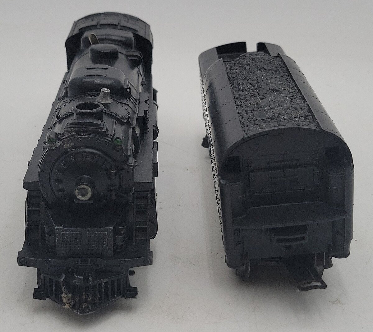 Lionel 2037 Vintage O 2-6-4 Die-Cast Steam Locomotive w/ 2046W Tender VG