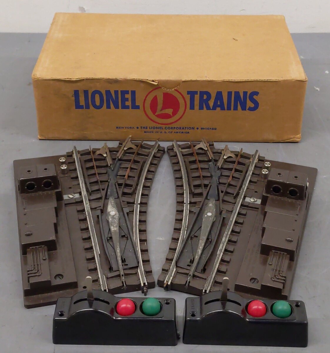 Lionel 112 Vintage LH & RH Super O Remote Control Switches (Pair of 2) VG/Box