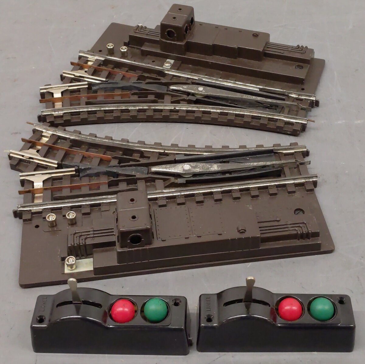 Lionel 112 Vintage LH & RH Super O Remote Control Switches (Pair of 2) VG/Box