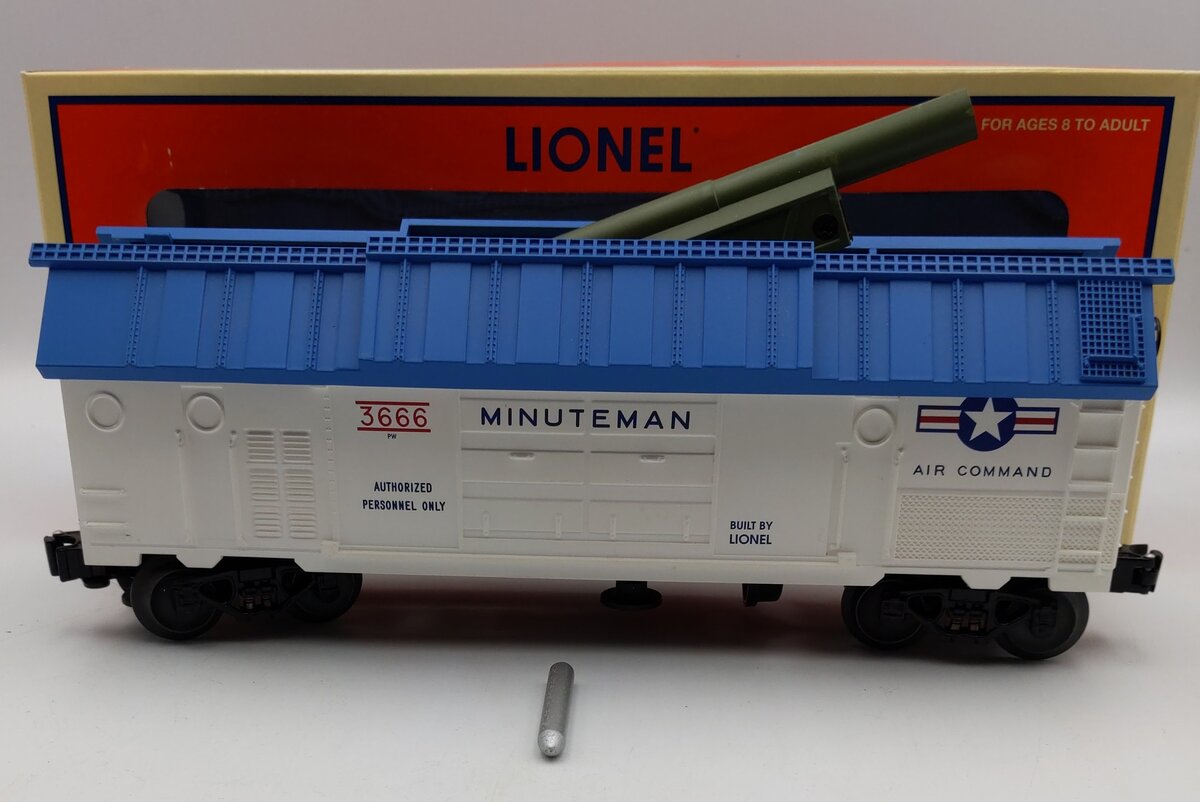 Lionel 6-29828 O Gauge US Air Force "Minuteman" Cannon Firing Car #3666 VG/Box