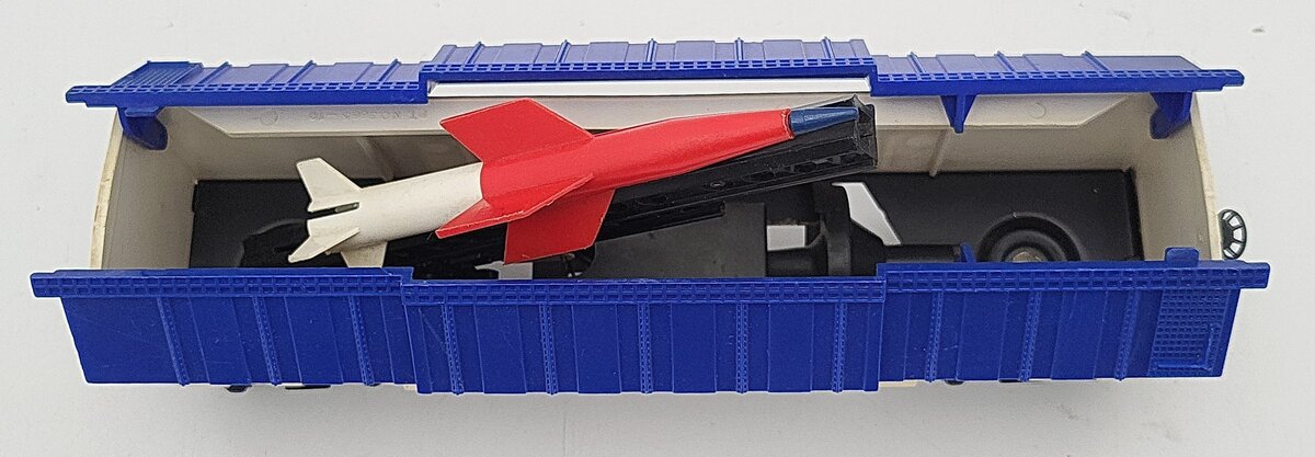 Lionel 3665 Vintage O Gauge US Air Force Minuteman Missile Launching Car EX