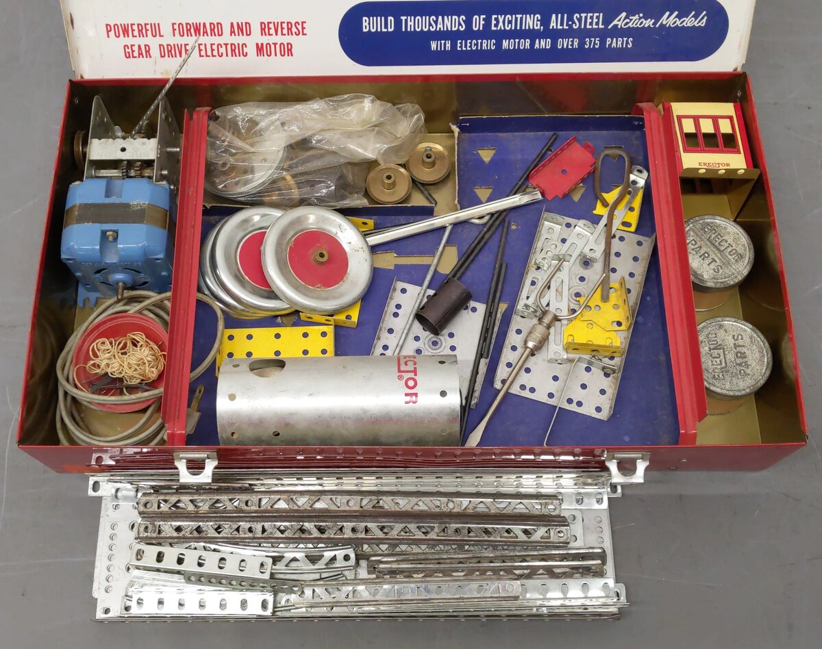 Gilbert 10211 Vintage S Cape Canaveral Erector Set VG/Box
