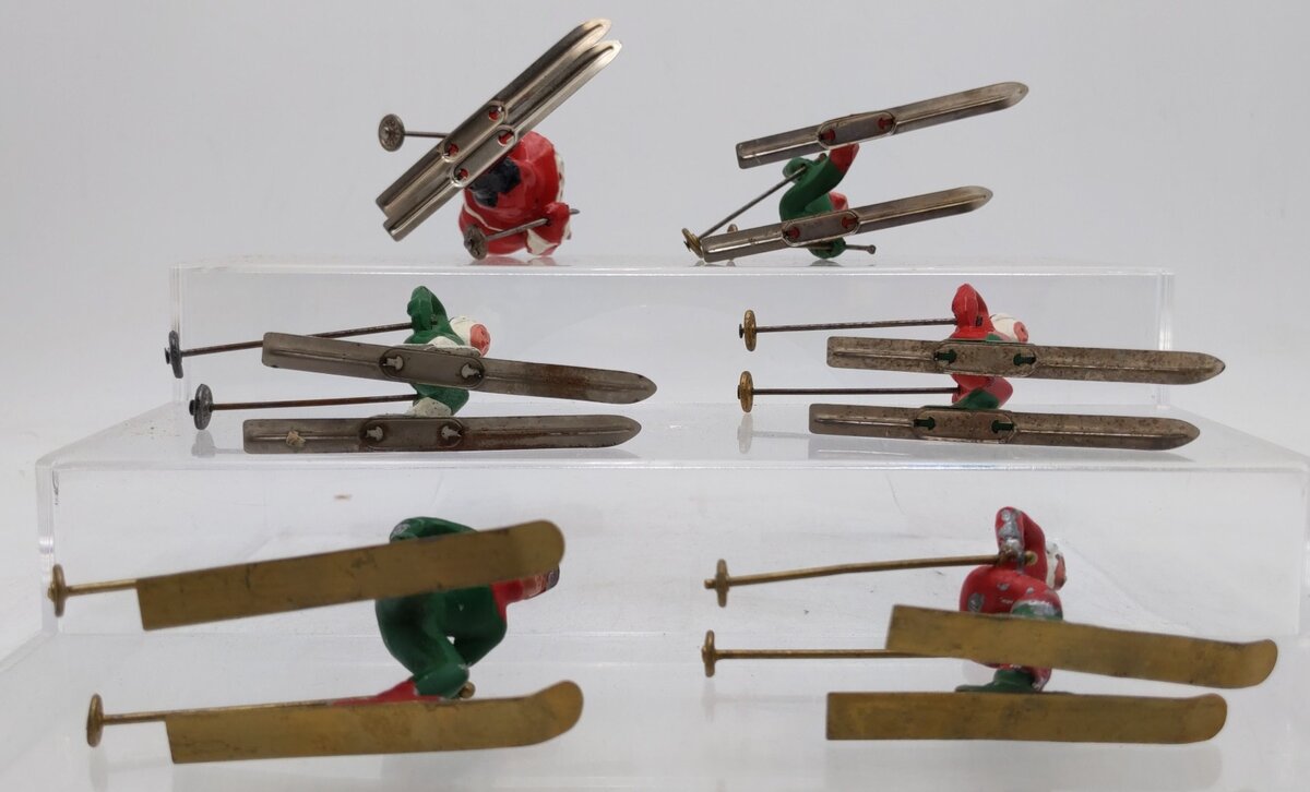 Vintage Lead Santa & Figures Skiing [6] VG