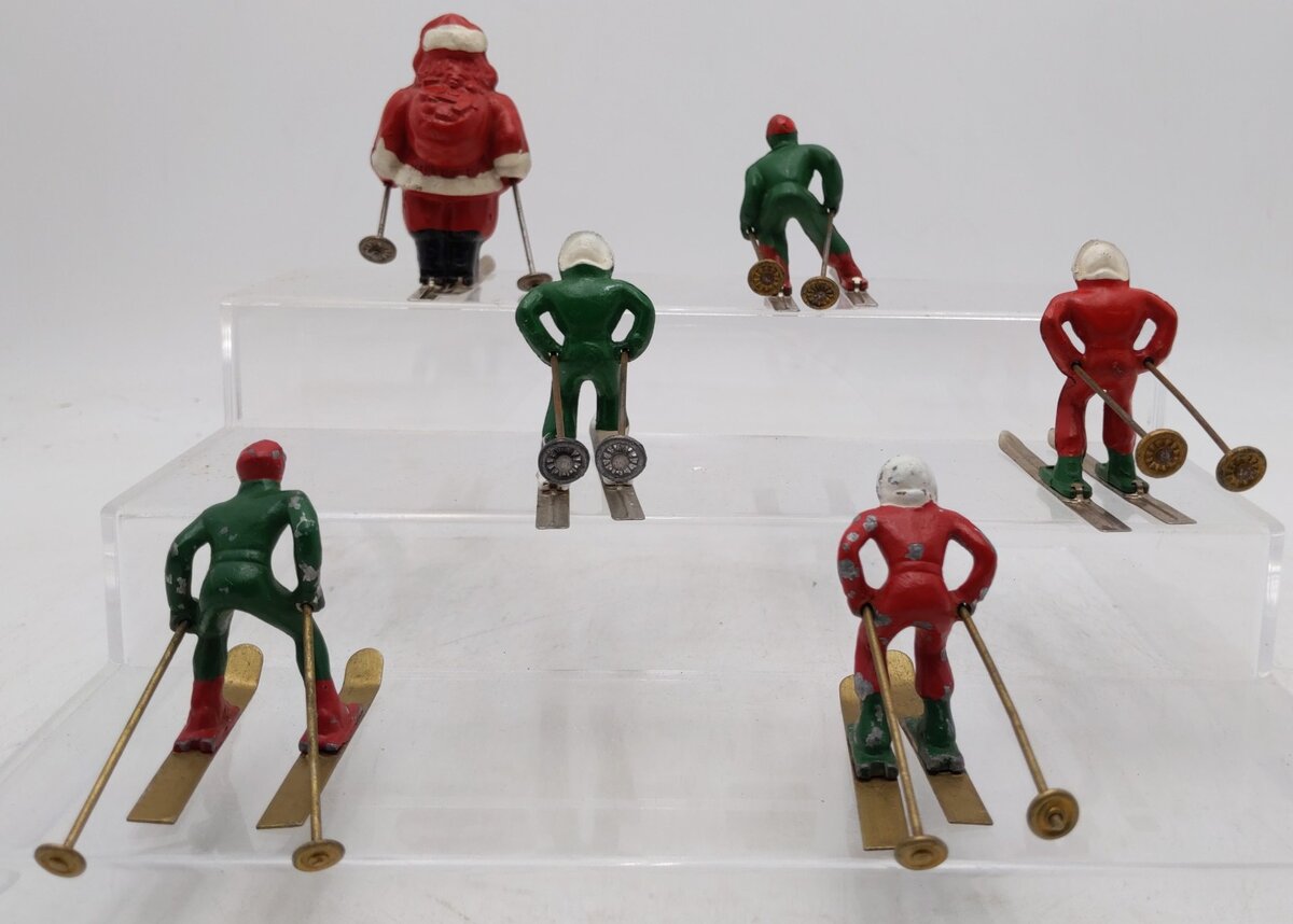 Vintage Lead Santa & Figures Skiing [6] VG
