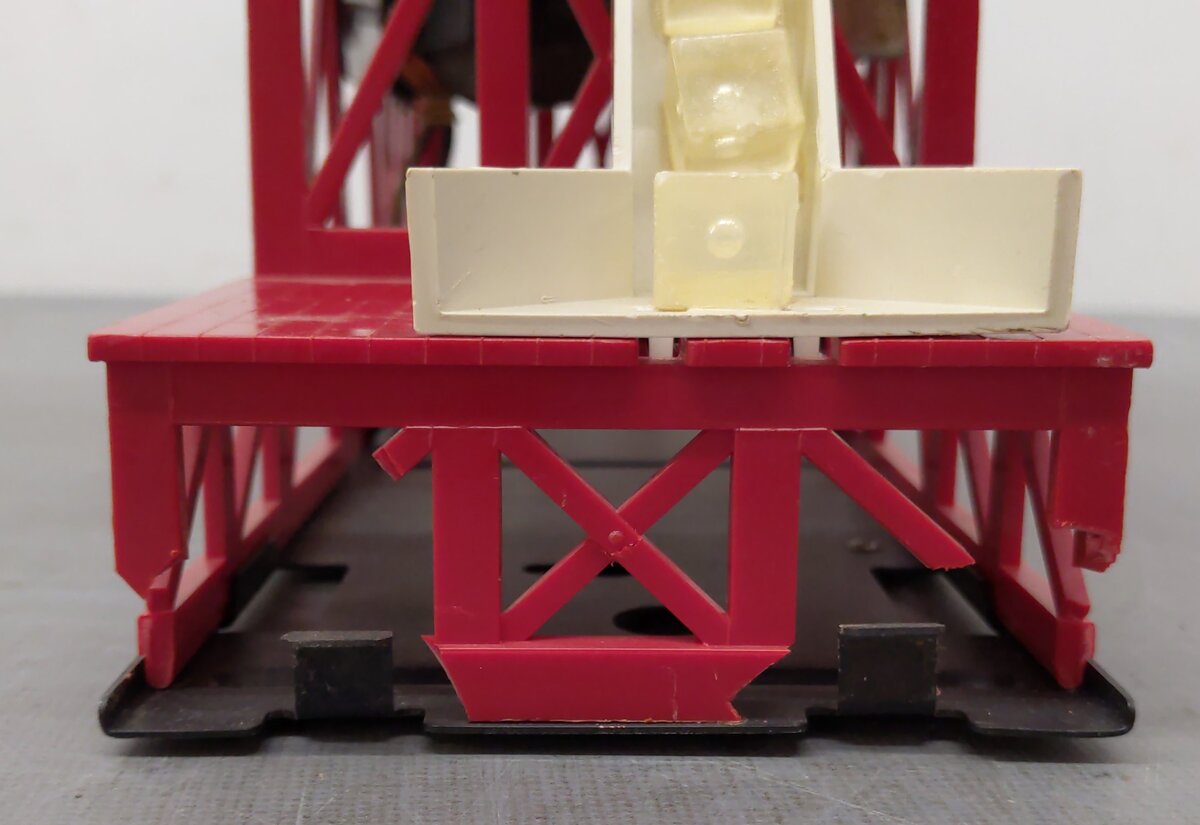 Lionel 98/164/395 Vintage O Gauge Lumber Loader, Coal House, & Icing Station [3]