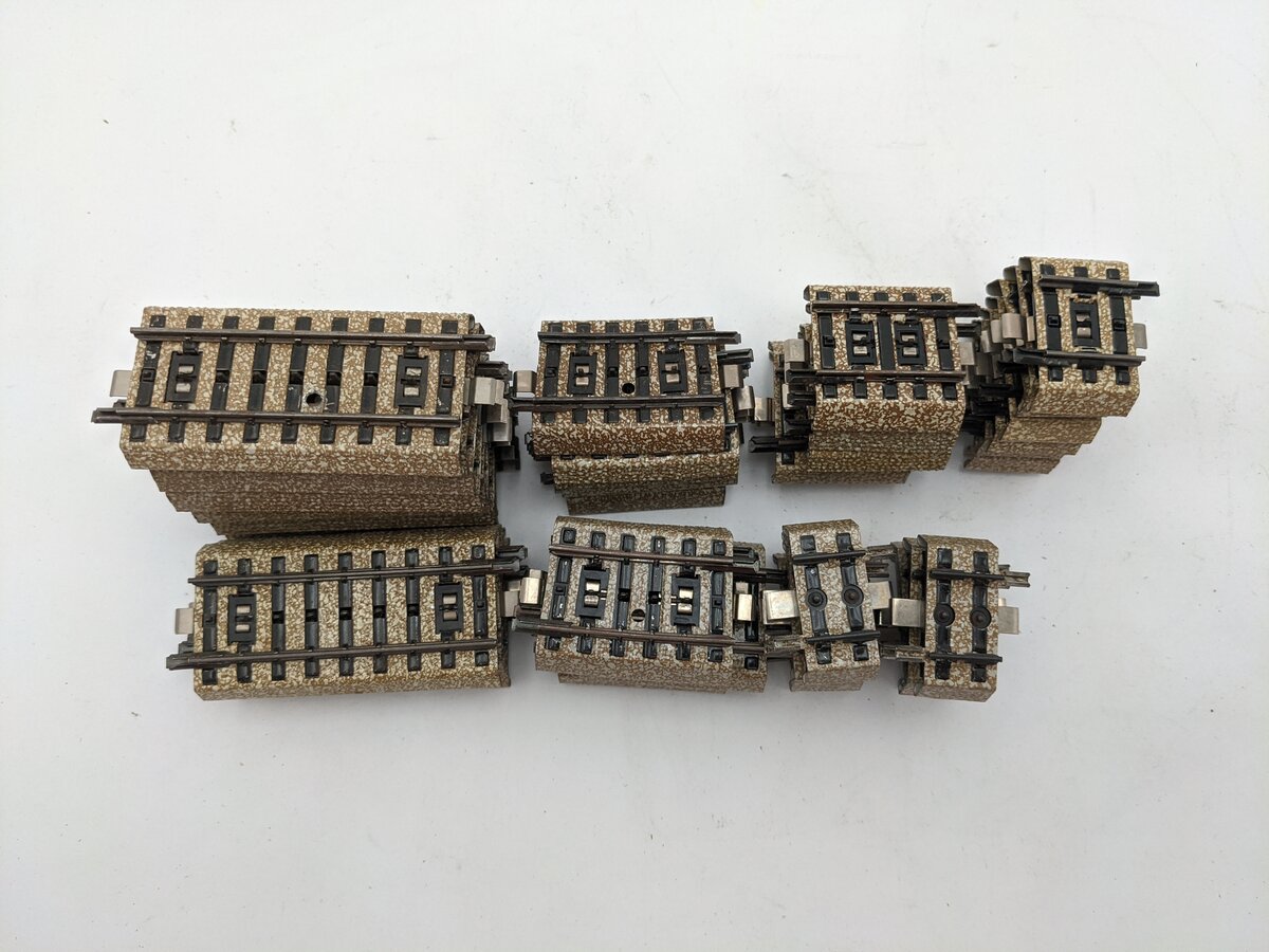 Marklin HO Scale Assorted Track 14-5129, 9-5109, 8-5110, 10-5210 & 11-5205 [52] VG