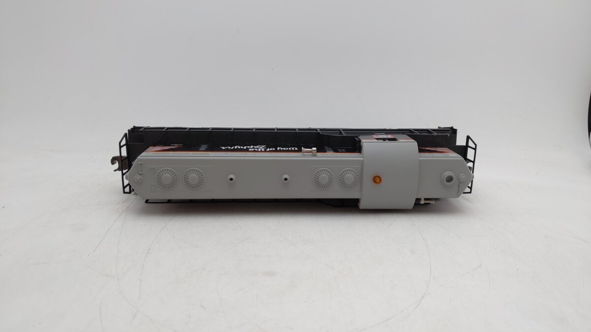 Lionel 6-18569 O Burlington Way of the Zephyrs GP-9 Diesel Locomotive #2380 EX/Box