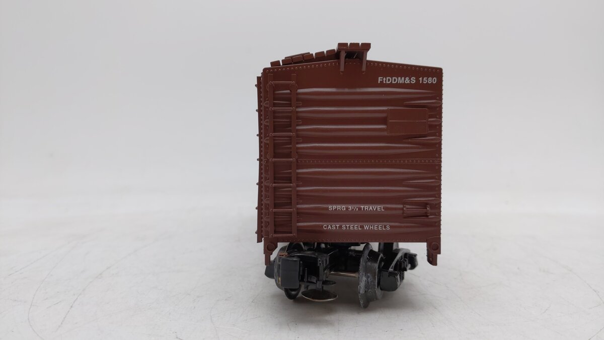 Crown 1584 Des Moines & Southern 40' Box Car EX/Box